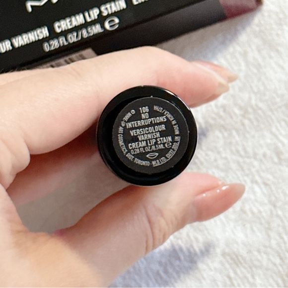 MAC Gloss - 106 No Interruptions - Picture 2 of 2